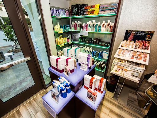 Mariposa Salon - Thumbnail