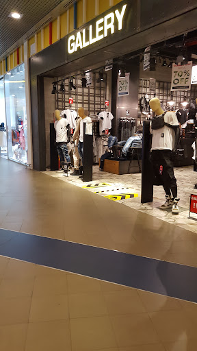 Gallery Store - Visual