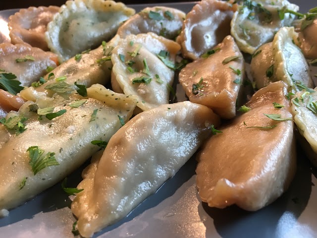 momos