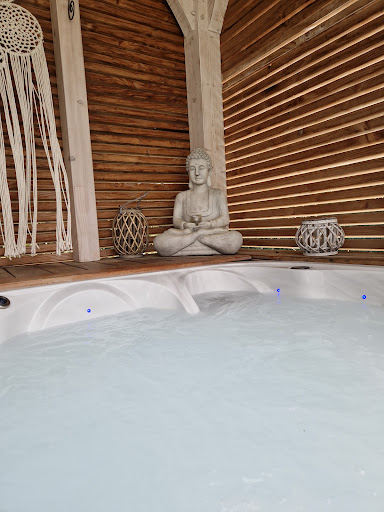 Kryse Massage - Thumbnail