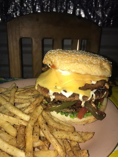 Leventi's pizza burguer's and wing's - Thumbnail