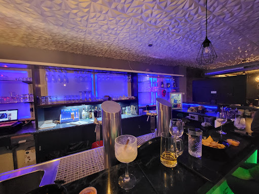 Blue Moon Shisha Bar - Thumbnail