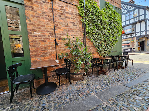 Porta Wine & Tapas Bar