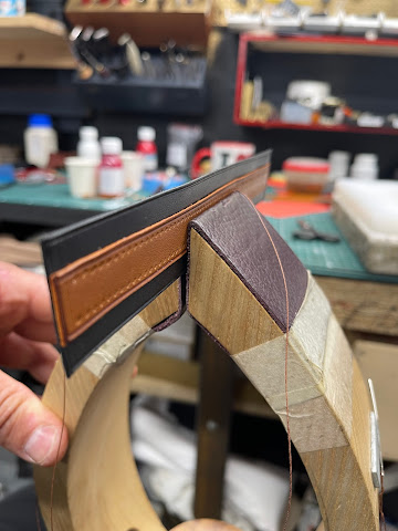 PARAMAZ | Maroquinier - Atelier - Café by null