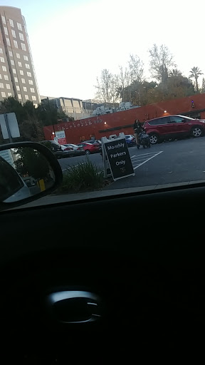 AKT Lot - United States