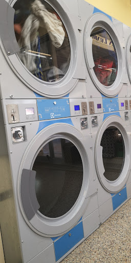 DK COINLAUNDRY - Visual