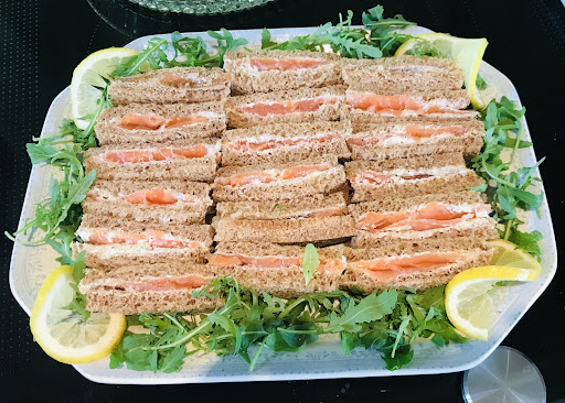 Lou’s Kitchen - Catering for All - Thumbnail