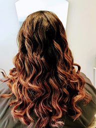 Photo n°25 de Atelier de Coiffure à Nançay (Institut de beauté)