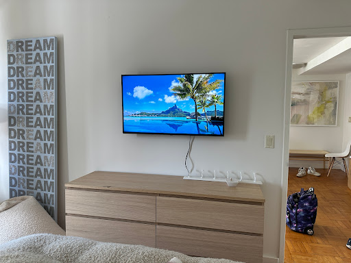 Simplewallhanging LLC - Thumbnail