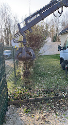 Photo n°26 de ARTISAN SCHATZ à Misy-sur-Yonne (Service d'élagage)