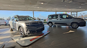 Photo n°3 de CITROËN Saint-Jean-d'Angély Claris Automobiles à Saint-Jean-d'Angély (Vendeur de voitures d'occasion)