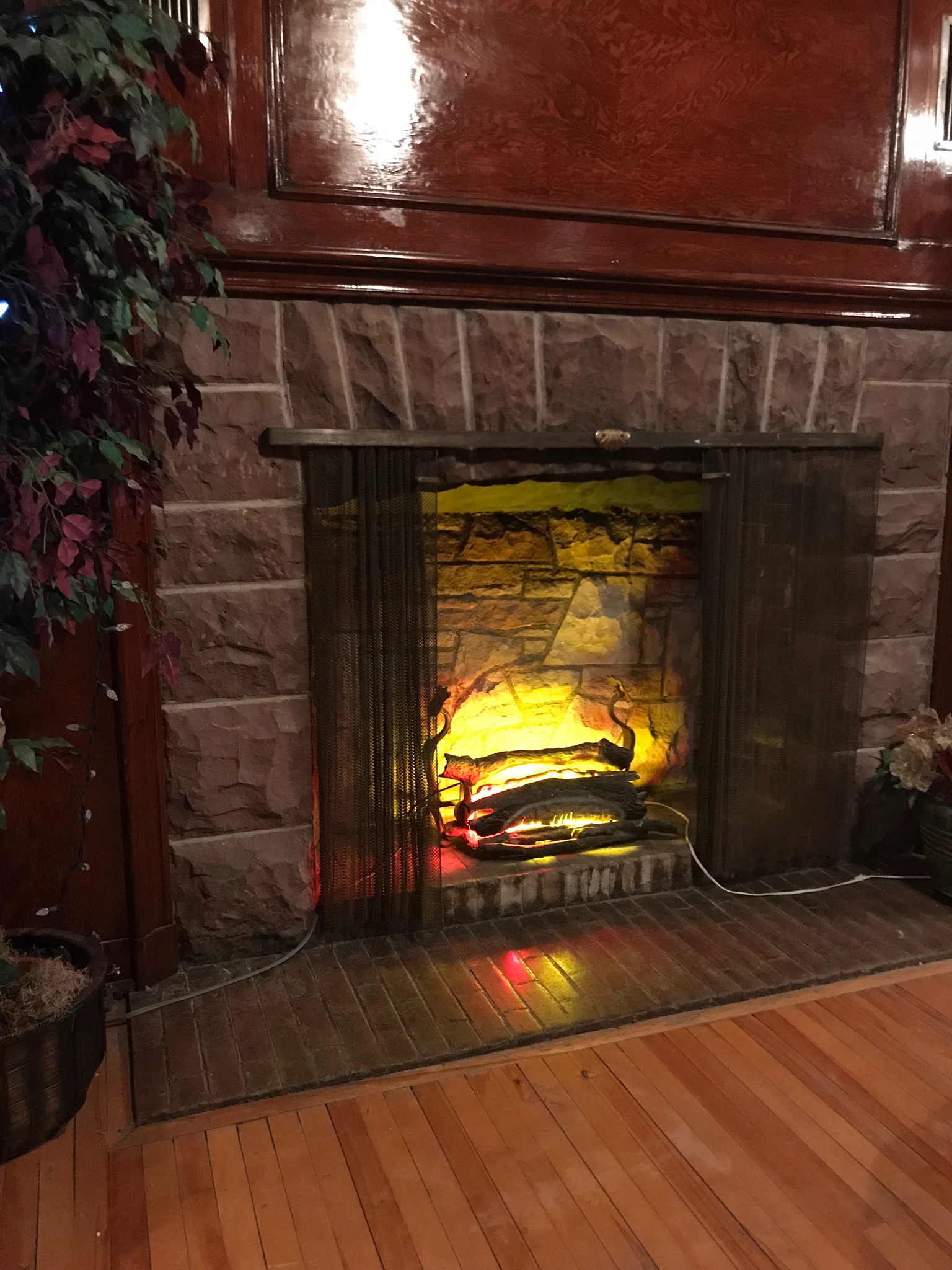Red Rock Inn