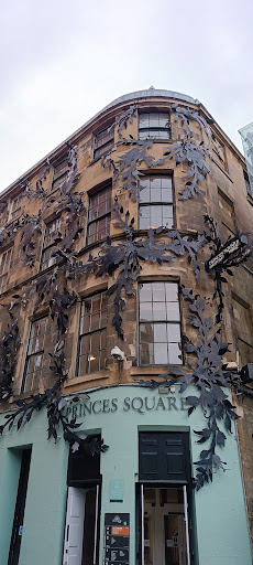 Reiss Princes Square - Thumbnail
