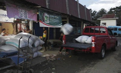 Photos of Pasar Larompong