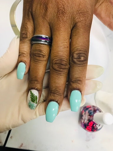 Polo Nails - Visual