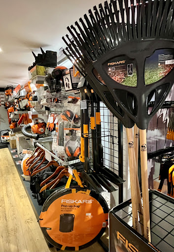 Photo de Aquastéryl - Tout pour la Piscine et le Jardin - Magasin Avignon / Le Pontet