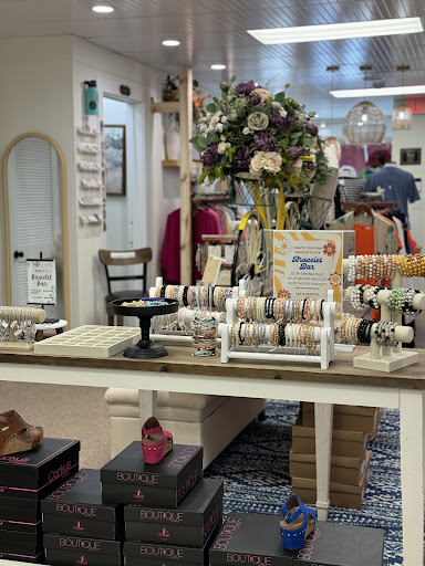 Dollhouse Boutique - Thumbnail