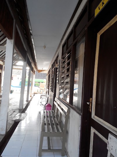 Photos of UPTD PUSKESMAS RANDUBLATUNG