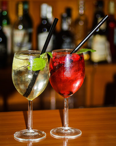 blomberg - Cafe Bar - Thumbnail