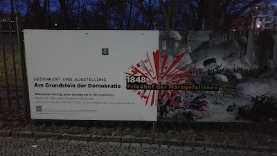 Photos of Friedhof der M&auml;rzgefallenen