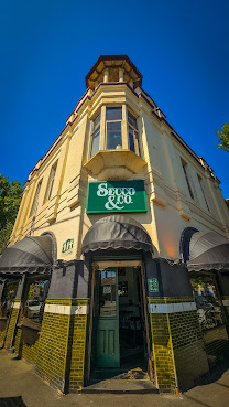Secco & Co by null