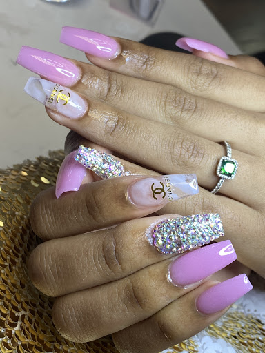 The Ruby nails - Visual