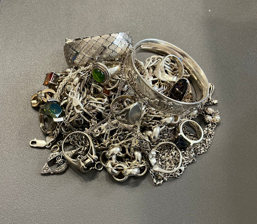 Schatztruhe GmbH & Co.KG Juwelier Goldankauf Uhren + Schmuck - Bergheim - Thumbnail