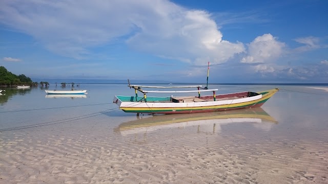 Pantai Walakiri