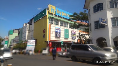 Photos of Hypermart - Metro Trade Center
