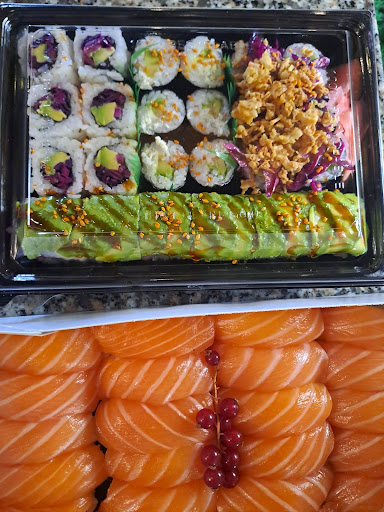 Photo 4 - Sushi go