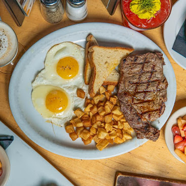 The Social House by null