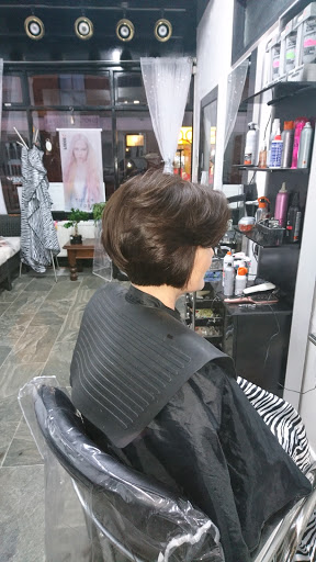 L'Etoile hairdressing Gallery - United Kingdom
