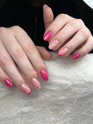 Photo n°16 de OnaBeauty à Sampans (Salon de manucure)