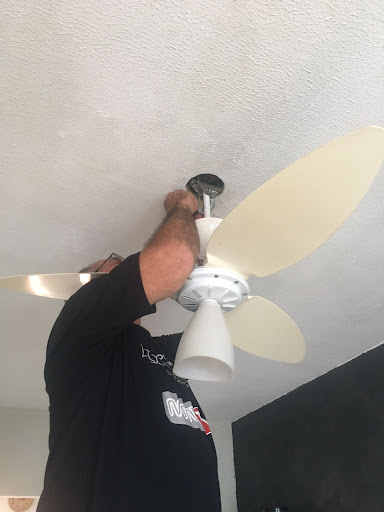 Eletricista Luis João