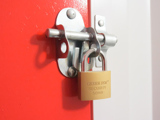 MoreStore Self Storage - Visual