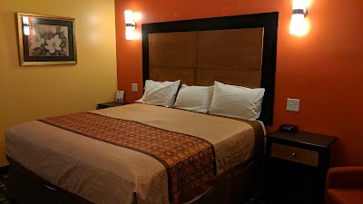 Magnolia Inn & Suites