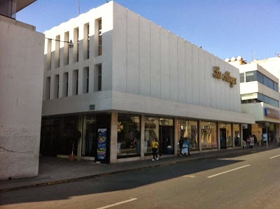 Photos of La Abeja