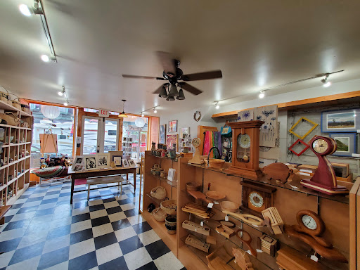 River Roads Artisans Gallery - Thumbnail