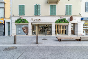 Photo n°2 de Akhira à Pau (Barbier)