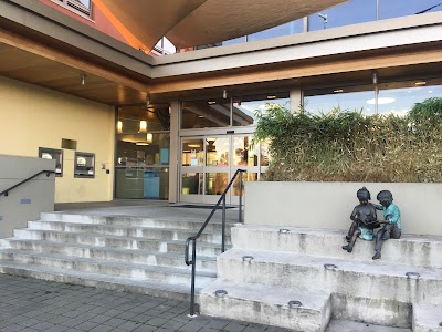 Redwood Shores Branch Library