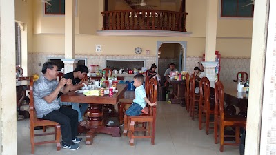 Photos of ផ្សារស្រអែមសែនជ័យ
