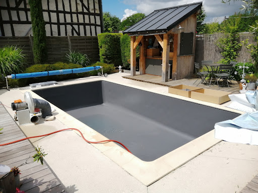 Photo de Mr DE LA PISCINE à Cravant (89460)