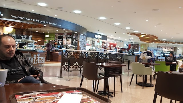 Hamad International Airport (HIA)- ARRIVAL HALL