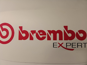 Photo n°10 de Garage Mobile BTI - AutoFirst à Vaux-en-Bugey (Mécanicien)