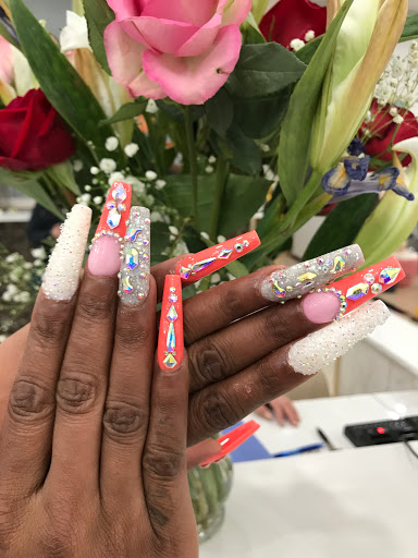 Anne's Nails - Visual