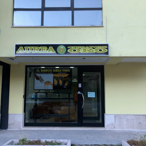 AUREA - OPERATORE DELL'ORO