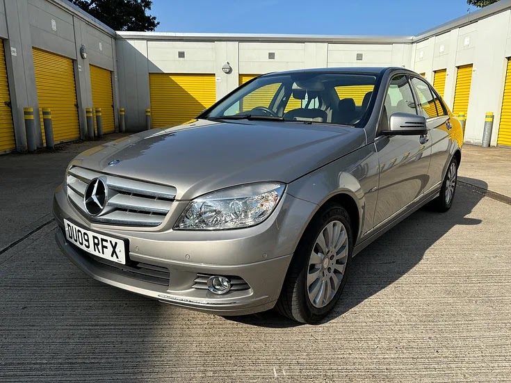 HCL Car Sales Ltd photo 3