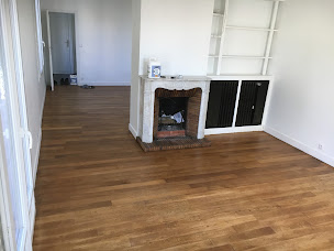 Photo n°1 de S.n.p.r | Maçon 93 | Entreprise de Peinture 93 | Carreleur 93 à Gagny (Service de pose de parquet)