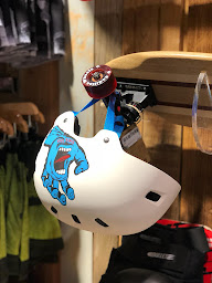 Photo n°23 de Born2ride à Neydens (Magasin de lunettes de soleil)