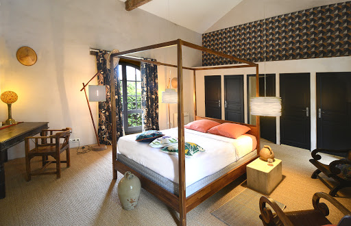 Photo de La Bastide Du Farfadet à Laudun (30290)